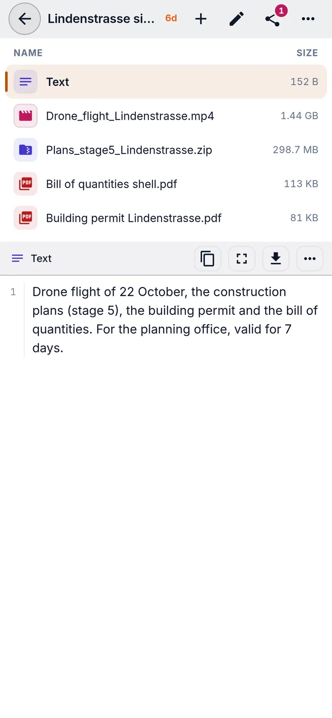 A card with 1.73 GB: drone video, plans and PDF